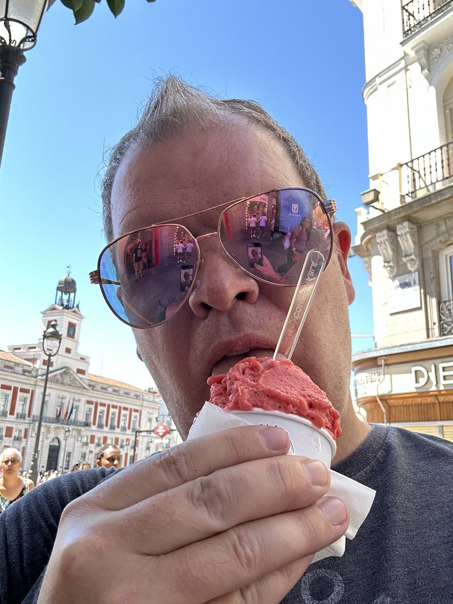 PaulYourBluff's tweet image. SPAIN GOALS @tj_jurk
1)ENJOY YOURSELF
2)Mindful eating
3)Know the line between enjoying yourself and mindless binge eating
4)Try and get protein with each meal
5)Daily Intentional Activity
I ate amazing food and wine every day.Went to my 1st Michelin Restaurant.
Lost 0.3lbs