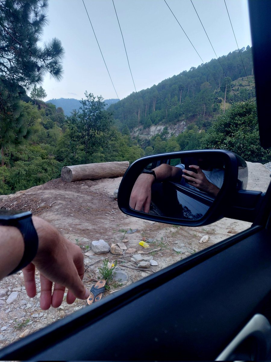 inavii_salaria's tweet photo. Put your loving hand out, baby
'Cause I'm #beggin'
#madcon #chenabvalley https://t.co/aWgadeesfO