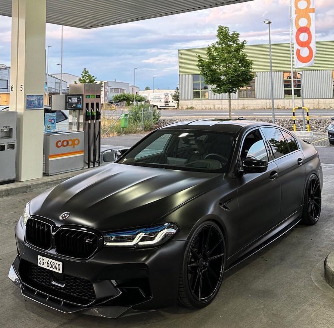 BMW M5 LCi 🖤✨