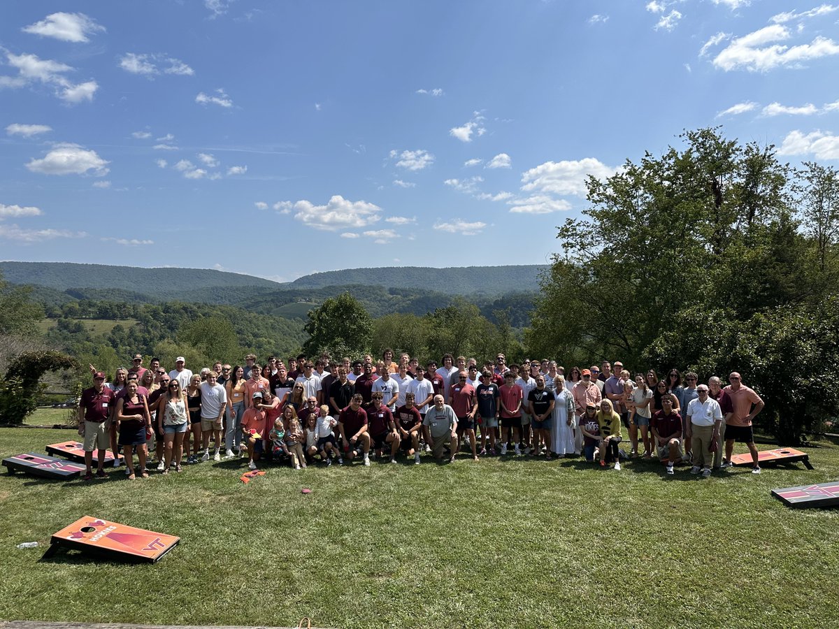 This is 𝙁𝘼𝙈𝙄𝙇𝙔. This is 𝙃𝙊𝙈𝙀.

Kicking off the year right with our @hokieswrestling family. Exciting things ahead for the #BurgBoys!
#ALLINALLTHETIME #Hokies 🦃