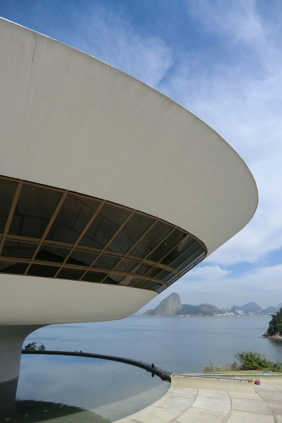 The fantastic Niterói Contemporary Art Museum in Rio de Janeiro by Oscar Niemeyer
