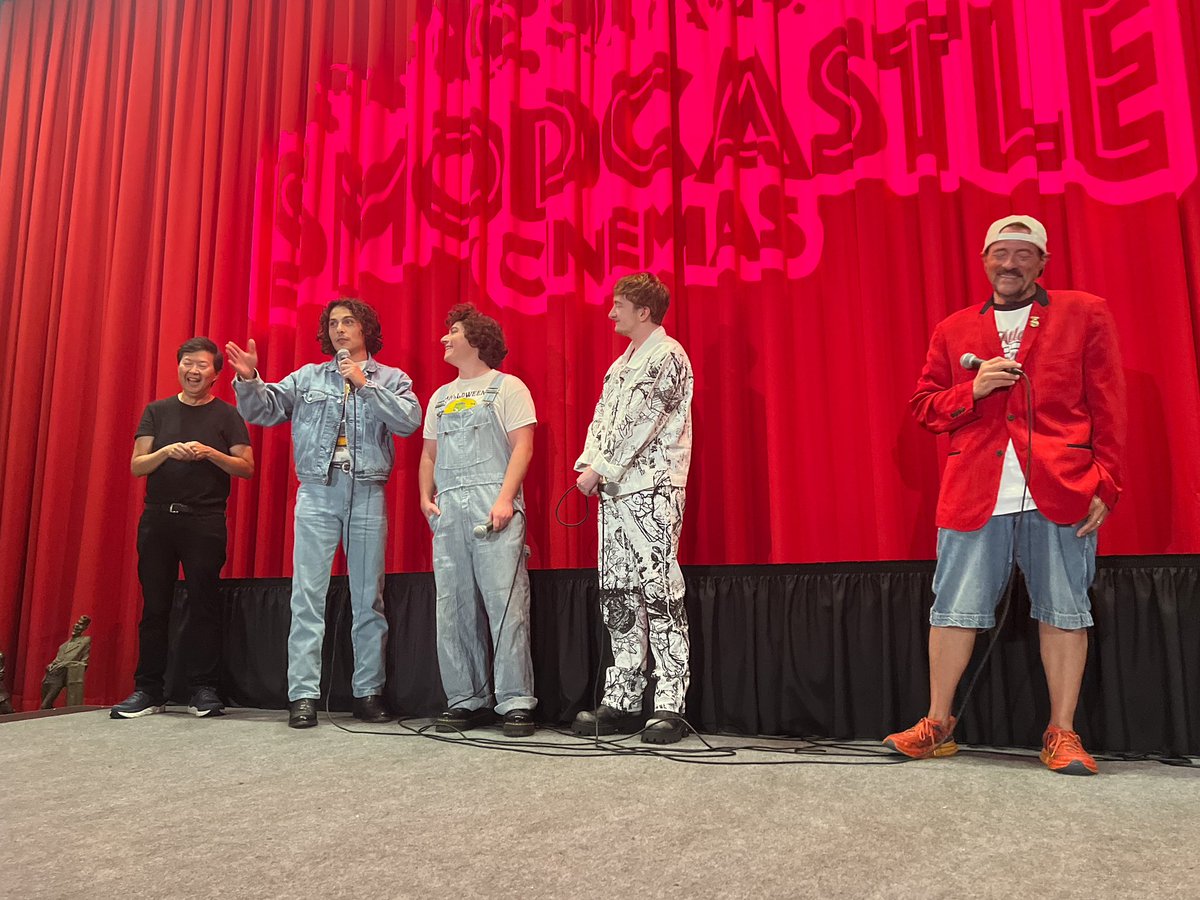 RyanCervasio's tweet image. Had a great time last night at @SmodCinemas seeing “The 4:30 Movie” with amazing family and friends. I loved the movie so much. It’s a sincere and beautifully crafted film with tons of heart. Congratulations to @ThatKevinSmith and the cast &amp;amp; crew! It’s in theaters in September!