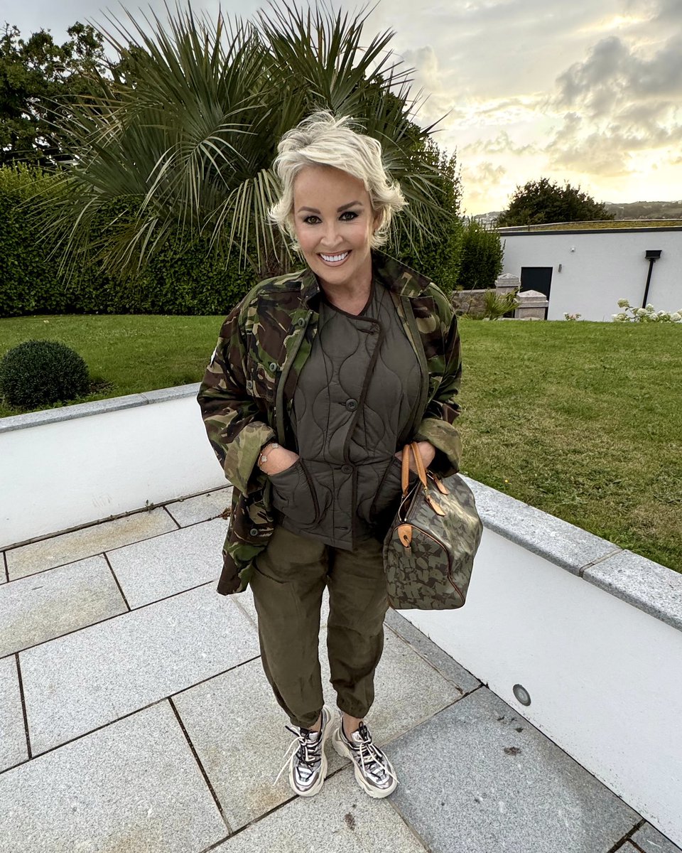 Guess what ? I’ve given up the booze - 7 weeks and counting . Feeling fabulous and determined to keep going - discovered so many amazing non alcoholic drinks - to the next person who asks me why and give me dodgy looks ? I say why not ? Get lost 😝😜❤️🙏