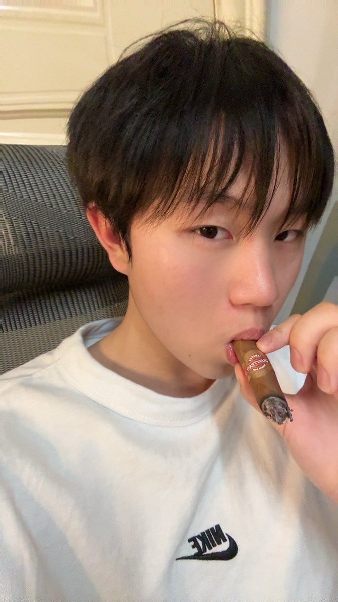 doubaners's tweet photo. 有没有搞错，我才发现我把私信关了一整年🤔
来人陪我一起去灰 https://t.co/xRbHh1y0eF