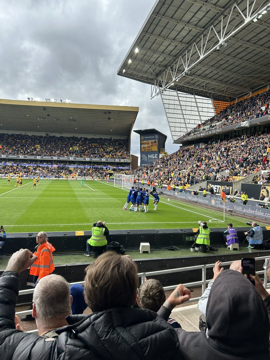 Louis RW tweet media