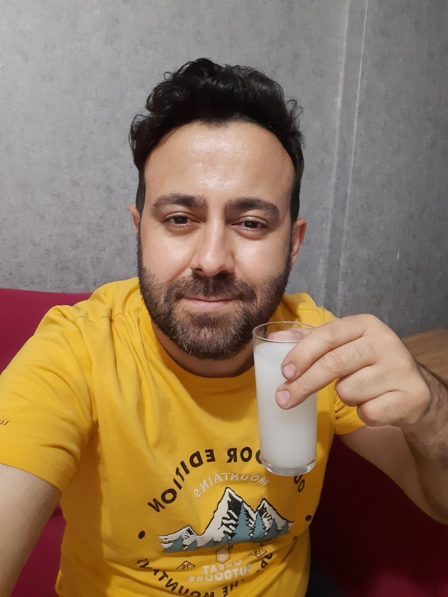 endulisteraks's tweet photo. Yapalım tabii abi 🤗
#SarıChallenge https://t.co/rfbc6NQFGu