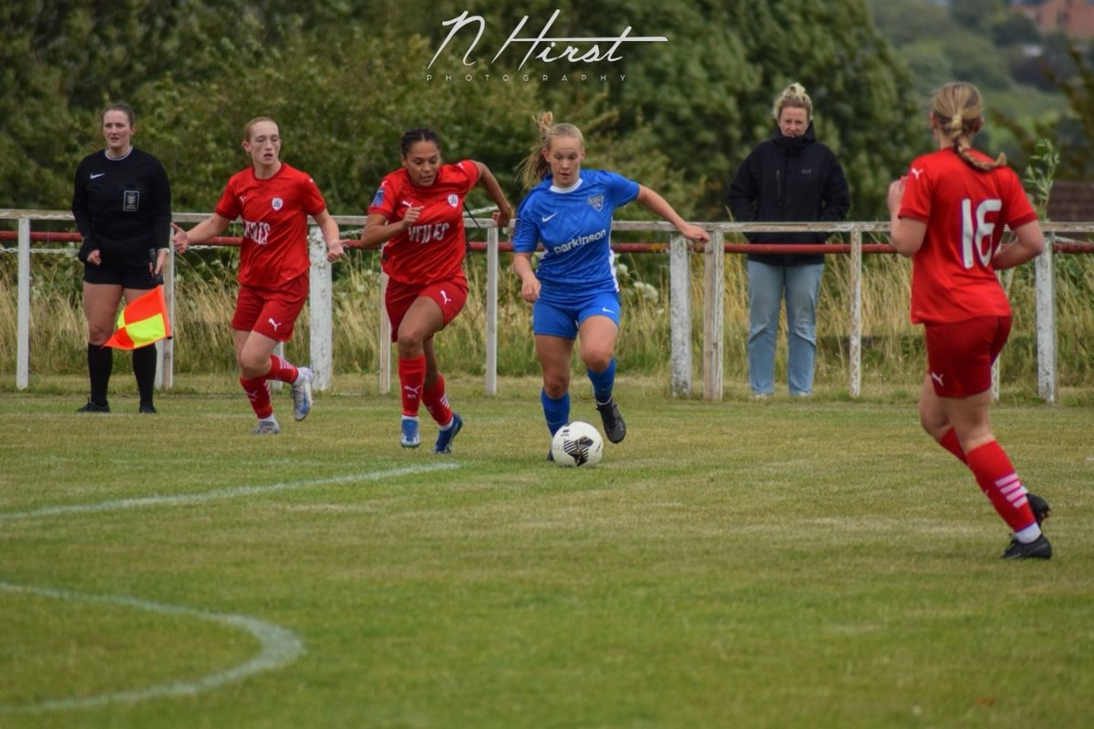📸 Snaps from today's game v <a href="/BarnsleyFCW/">Barnsley FC Women</a> courtesy of <a href="/nathanjhirst/">Nathan</a> 💙