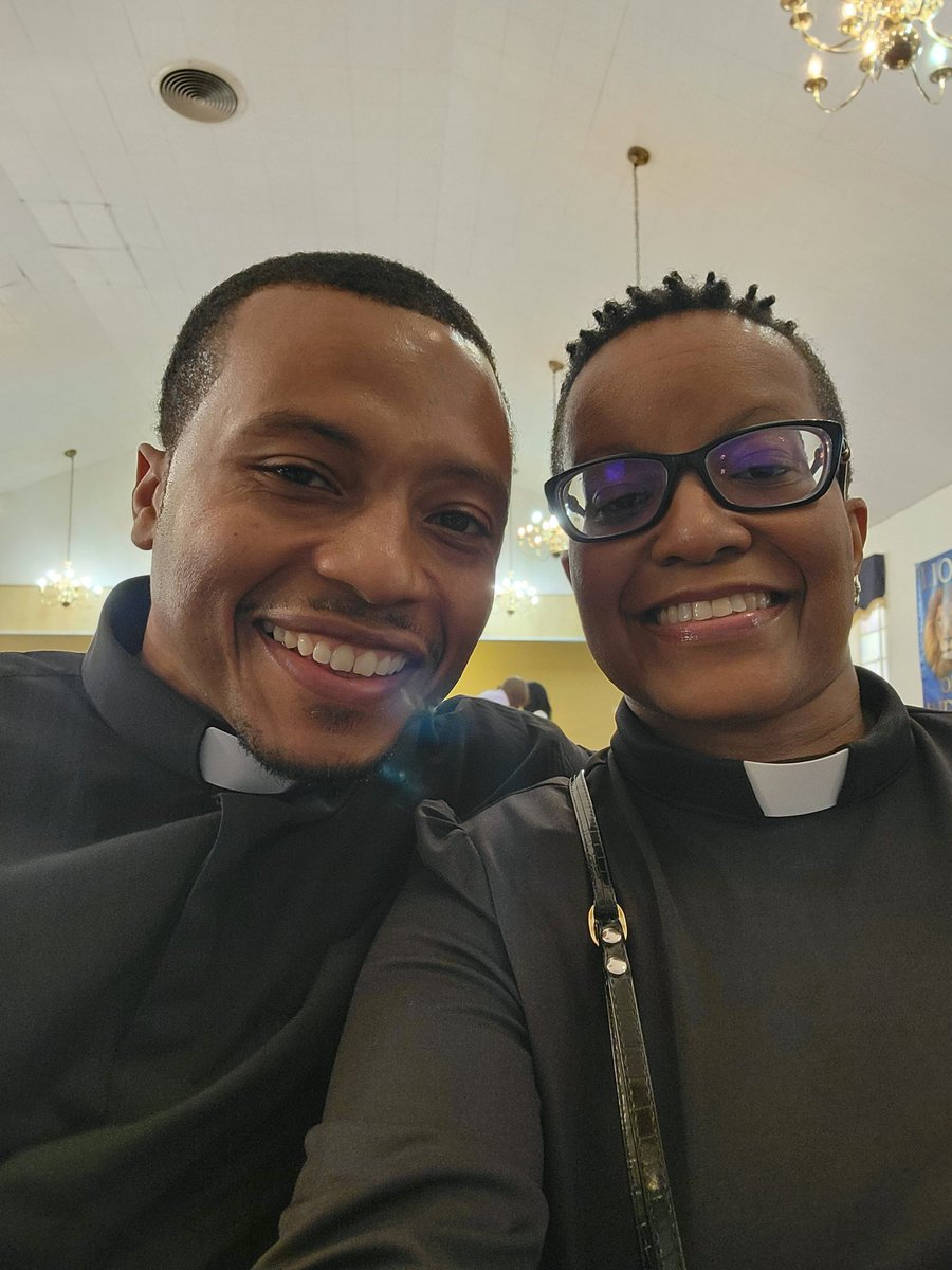 CoachLavonya's tweet photo. On clergy duty today with my boo @FredAJonesII for my brother-in-law's ordination. #InHisService https://t.co/kOw9YbUmxm