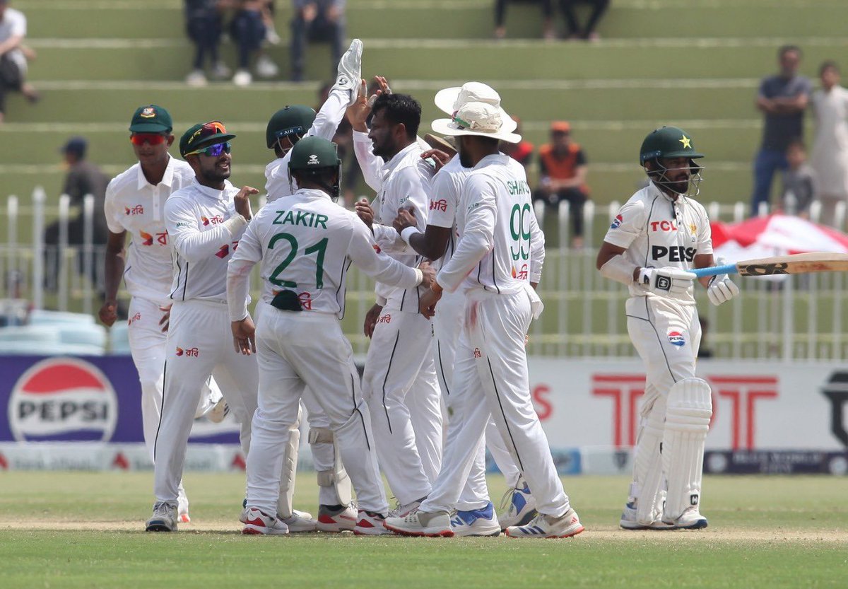 Mushy_online's tweet image. A historic victory for Bangladesh as Bangladesh win their first-ever Test match against Pakistan on Pakistani soil. Remarkable performance by the team - congratulations! 🇧🇩
