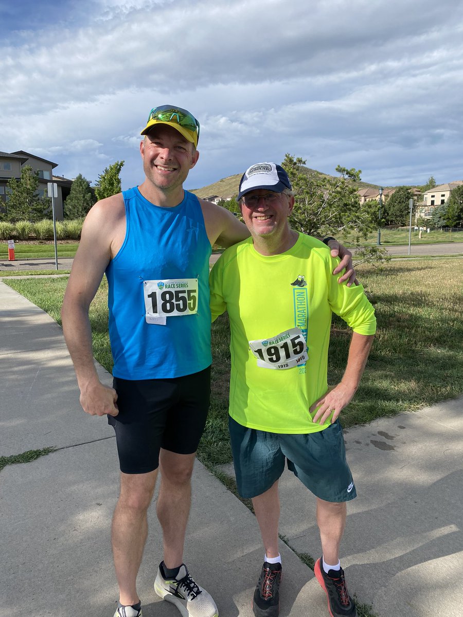 Rise and grind! Finished the <a href="/ssprd/">South Suburban Parks & Rec</a> Bluffs Run 8K in Lone Tree and ran into <a href="/DMacSportsCO/">Darren McKee</a>! Thx for the <a href="/bostonmarathon/">Boston Marathon</a> recommendations - keep up the great work <a href="/AltitudeSR/">92.5 FM - Denver's Altitude Sports Radio</a>