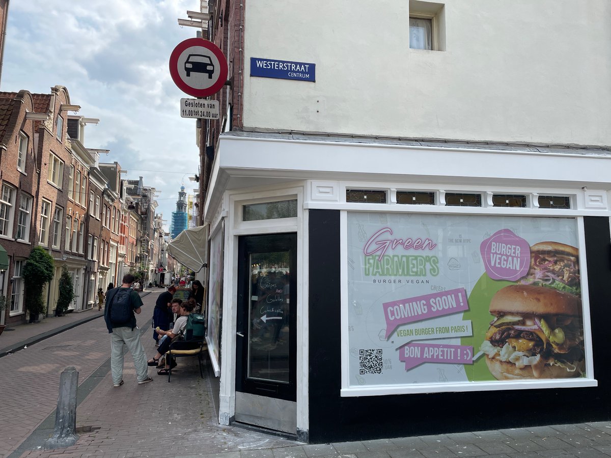 👀 Coming soon at Westerstraat - Amsterdam franchise of Paris based vegan burger joint ‘Green Farmer’s Vegan’! In Paris they have just one location (near Montmartre). They have plans to open up more restaurants and Amsterdam will be the next!

greenfarmers-vegan.com/en/