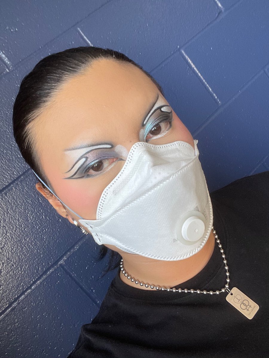 thai_brows's tweet photo. i’m sexy N95 percent of the time. a lot of u can’t relate 🤷🏻 https://t.co/XvfB8KZy5Q