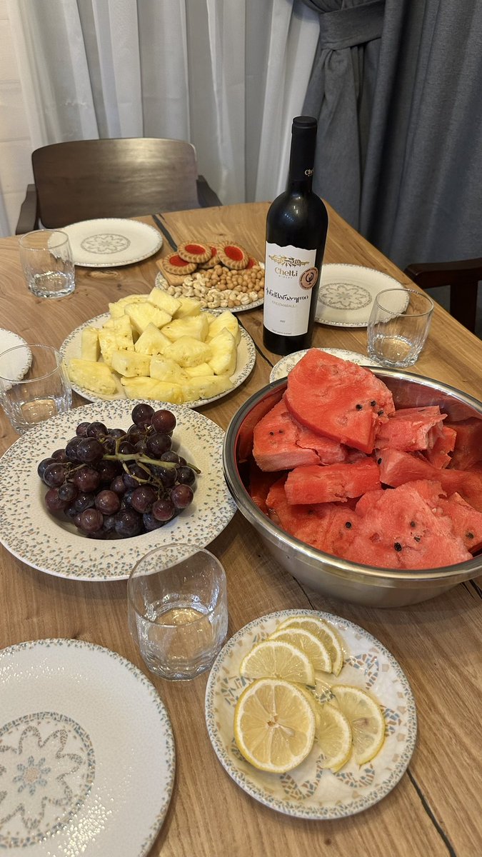 MadinaA1978's tweet photo. Как жалко, что лето заканчивается ….. https://t.co/75NoNRm3Sq