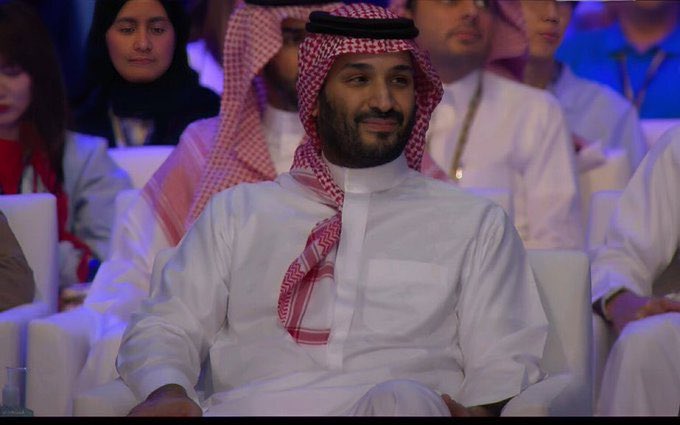 yami_abm's tweet photo. شايفينك حلمنا ..❤️ 
 #ولي_العهد_في_EsportsWorldCup https://t.co/X1sqyBHbro