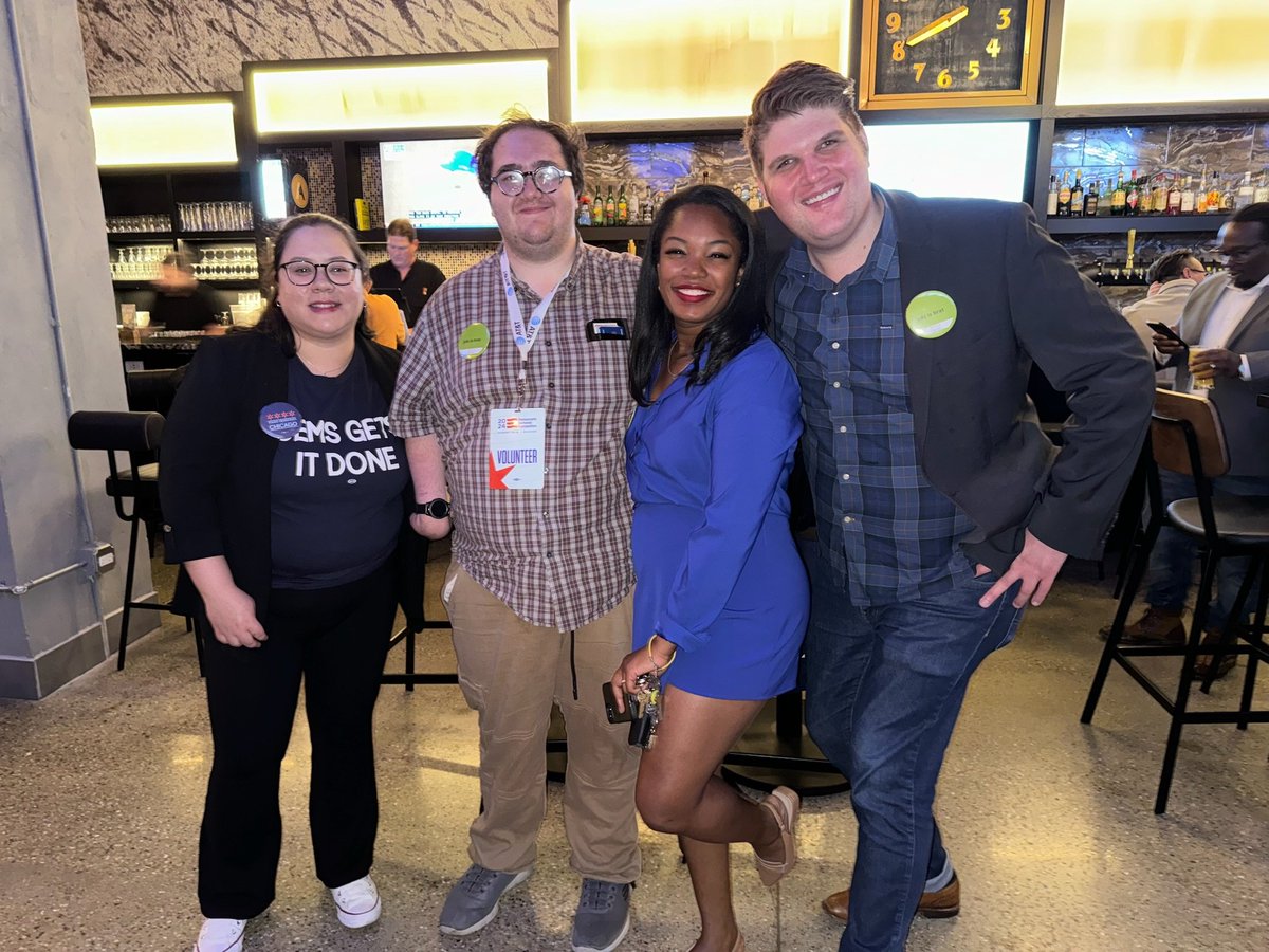 KyleKillacky's tweet image. During the DNC I decided as a member of the @MidwestYoungDem cabinet i will go out and support my fellow midwest democrats and go to the Chicago Young Democrats fundraiser they are ready to fight and win right here in Chicago!!!