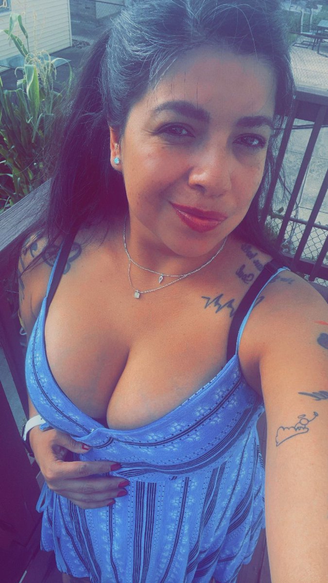 SueHappy3's tweet photo. 💙🩵- #summersue no make up today 😒Too hot and honestly I think. I need to rest. But the kid- said he’d join me for a Sunday funday! So won’t be finding  the love of my life today with #cockblocker CEO by my side! 😭🤣🤣🤣  😭😭😭 

#happysunday 😘 https://t.co/schP7eq6OA
