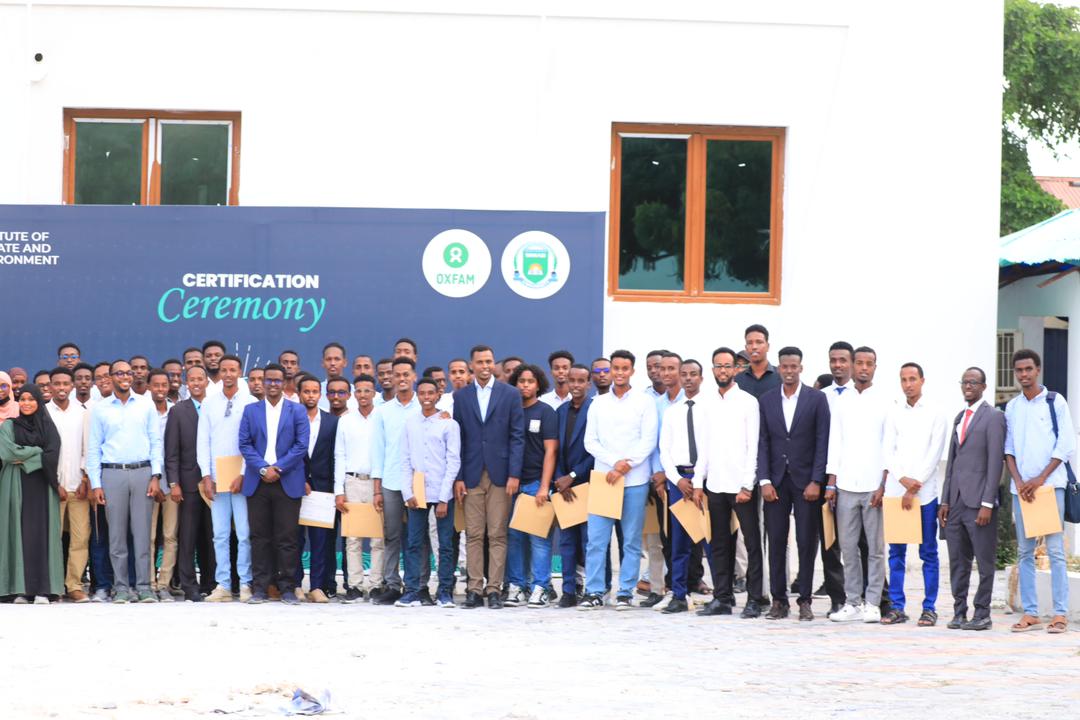 ESandheere's tweet photo. It was an important opportunity for me and my team to peacefully complete a course on climate justice and climate action, which was jointly organized by ICE Institute  and Oxfam Somali.
@ESandheere https://t.co/FFi8tAPUNv