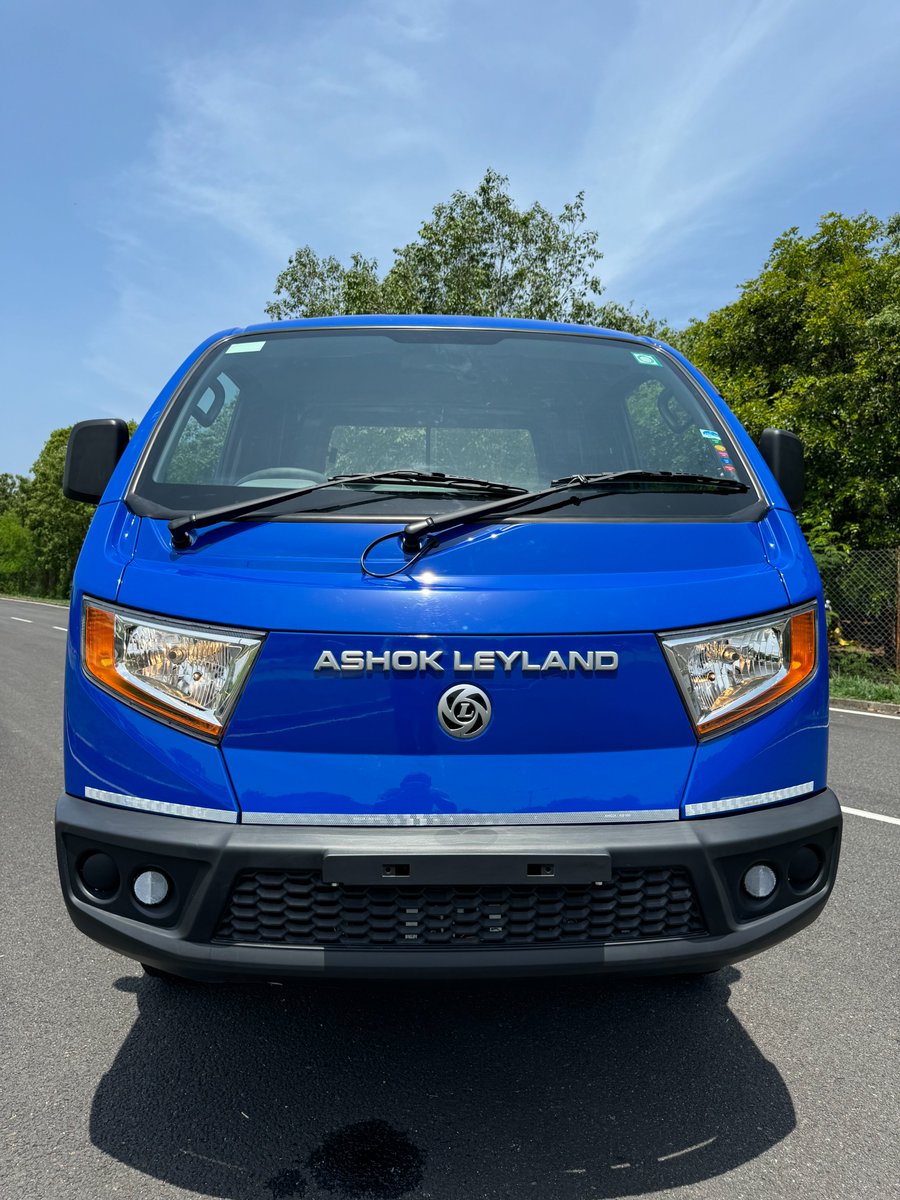 NamasteCar's tweet photo. #AshokLeyland #BadaDost i4 LX with LNT review. @ALIndiaOfficial
Video: https://t.co/WGu1yQirWv https://t.co/zbDCmjAeCQ