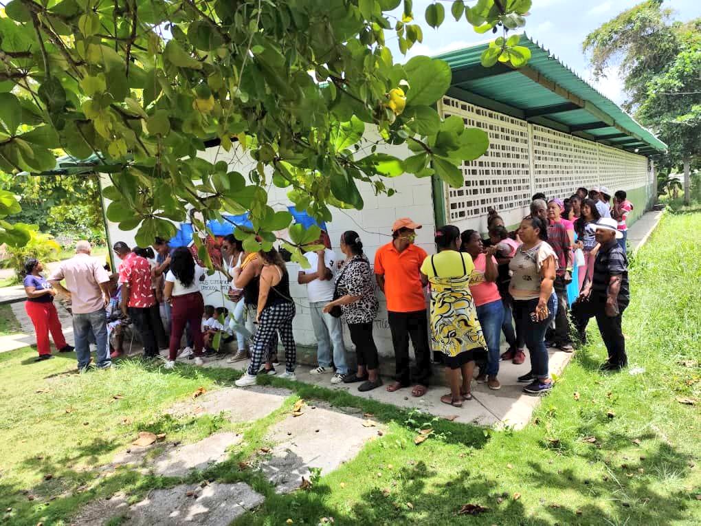 Noti_Barlovent0's tweet photo. #EsNoticia || 77 Proyectos van a Consulta en el Municipio Eulalia Buroz: El Pueblo Decide

➕️ Información en  🔗https://t.co/gzjZV4SBBg

@ComunasVE_ @AngelPComuna @comunas_miranda @Johan_CastroP @burozalcaldia https://t.co/zeAiVEvg8q