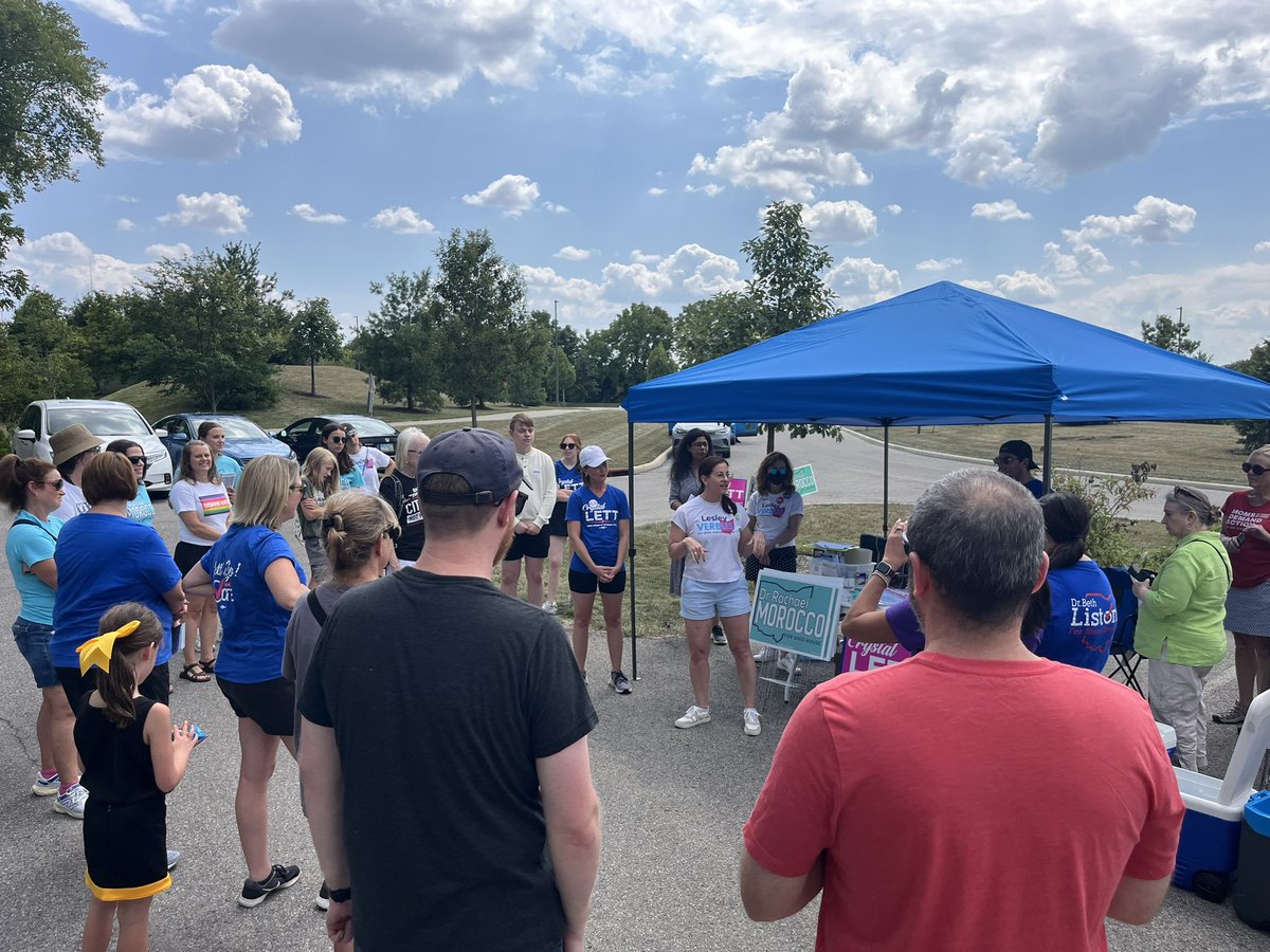 LesleyVerbus4us's tweet photo. #WhenWeFightWeWin! This is how @OHDems win elections, and #FlipOHBlue! Great canvass launch with @Russo4Ohio @Liston4Ohio @LettsGoOhio @AnitaSomaniMD @rachael_morocco, letโs send this amazing group of women to the Statehouse on Nov. 5th! ๐๐ณ๏ธ๐บ๐ธ๐ @OhioHouseDems https://t.co/gWDKaM3pzL