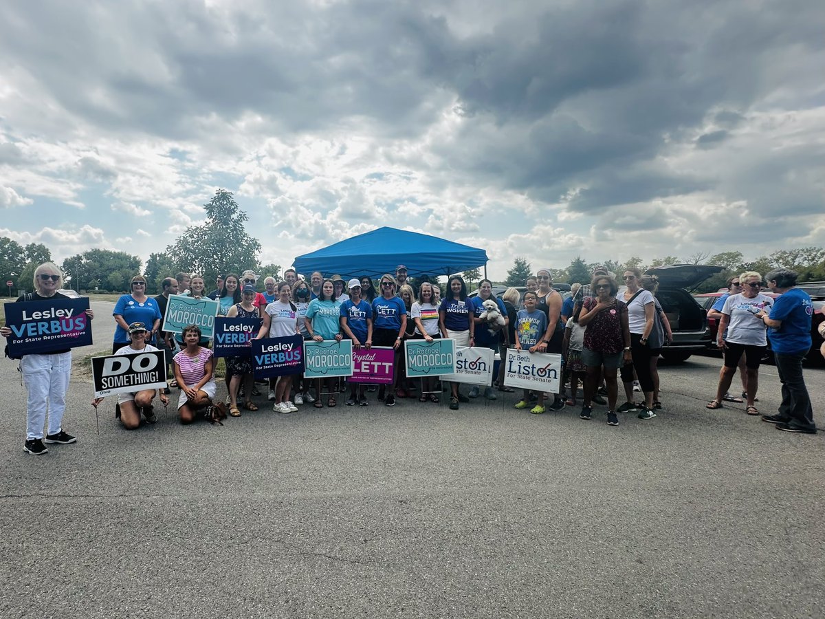 LesleyVerbus4us's tweet photo. #WhenWeFightWeWin! This is how @OHDems win elections, and #FlipOHBlue! Great canvass launch with @Russo4Ohio @Liston4Ohio @LettsGoOhio @AnitaSomaniMD @rachael_morocco, letโs send this amazing group of women to the Statehouse on Nov. 5th! ๐๐ณ๏ธ๐บ๐ธ๐ @OhioHouseDems https://t.co/gWDKaM3pzL
