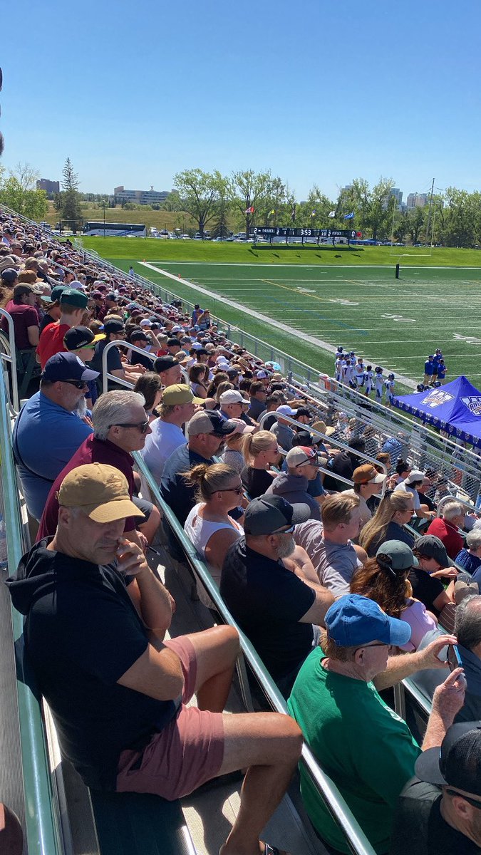 CTVDarrell's tweet image. Check out this crowd for @reginathunder! Outstanding!