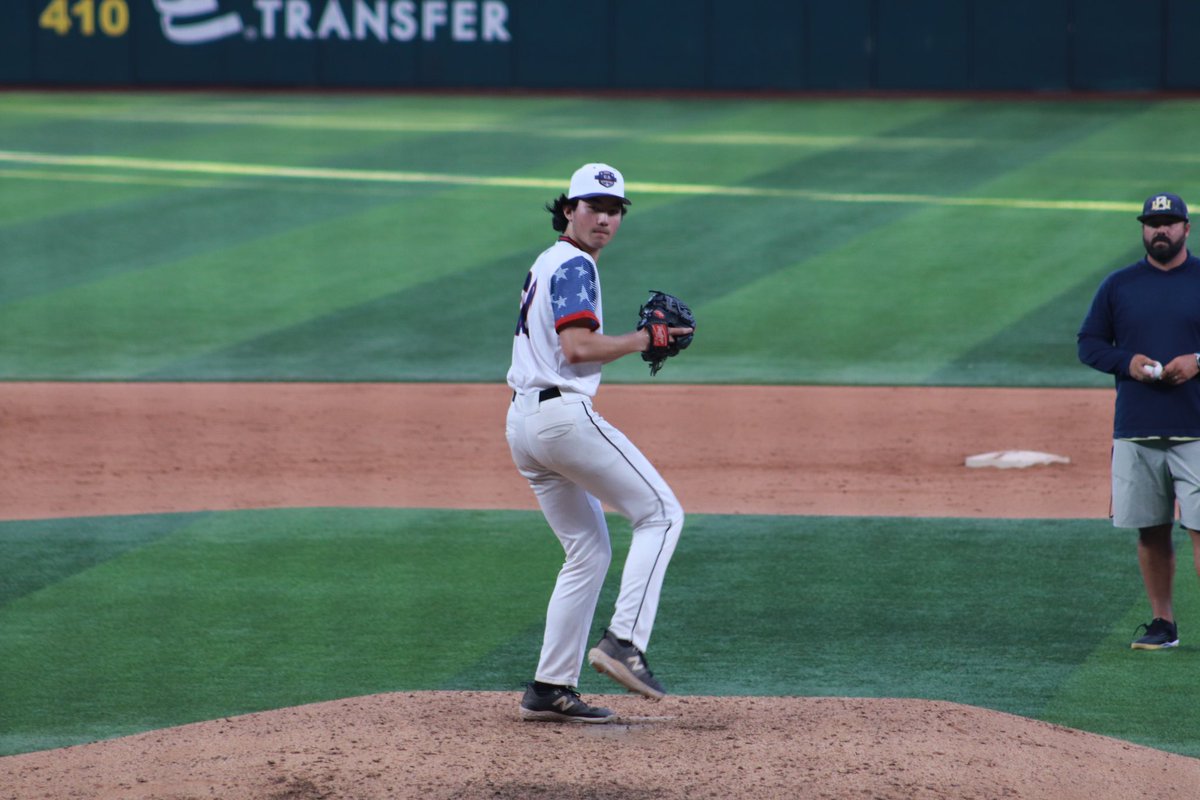r_macdonald07's tweet photo. Day 2 ✅

Threw from the mound at Globe Life, was feeling great and the stuff was really working.

The National MLB Showcase was an incredible experience, honored to have qualified for this amazing event!

Thank you @BUSShowcase! https://t.co/WEPLu5IGMN