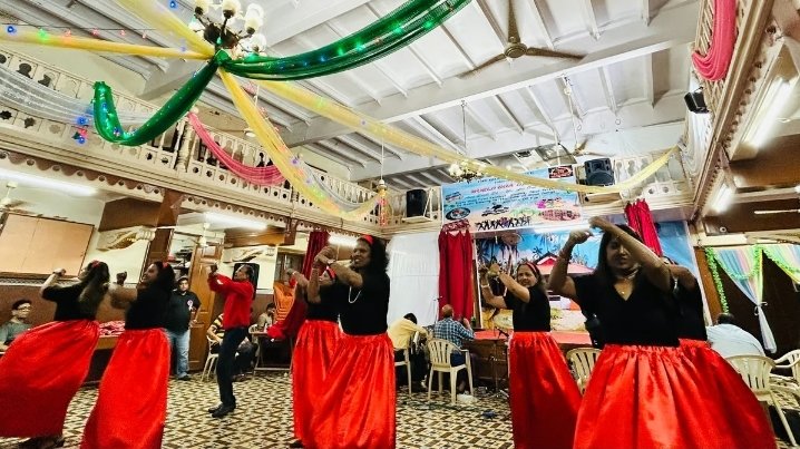 BuzzFlare's tweet photo. Goans in Mumbai celebrated World Goa Day on August 24th at the Goan Institute’s ILA Hall in Girgaon, organized by the Goan Institute and Maharashtra Konkani Kala Sanstha.
#WorldGoaDay #GoanInstitute #Mumbai https://t.co/CnrohIAN0A