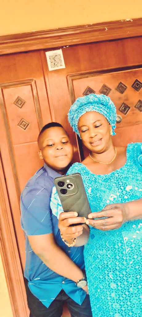 lugolee17's tweet image. Awon temi