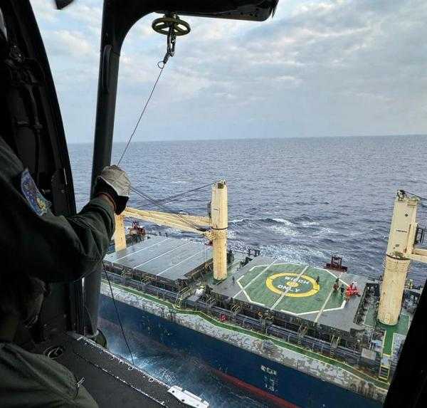 DefesaFoco's tweet photo. No dia 24 de agosto de 2024, o Esquadrão Falcão (1º/8º GAV) da Força Aérea Brasileira (FAB) realizou uma missão de resgate aeromédico que salvou dois tripulantes do navio “Bourdeaux”, localizado a cerca de 80 milhas náuticas do litoral de Recife (PE).
https://t.co/zvBt1T2sZE https://t.co/B9RpwbLpbU