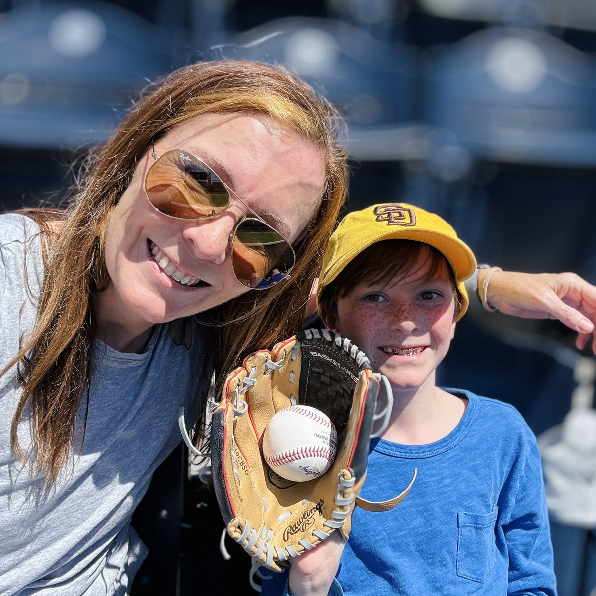 cindyroe32's tweet photo. Let’s go Padres! #forthefaithful https://t.co/r29wG5xQC2