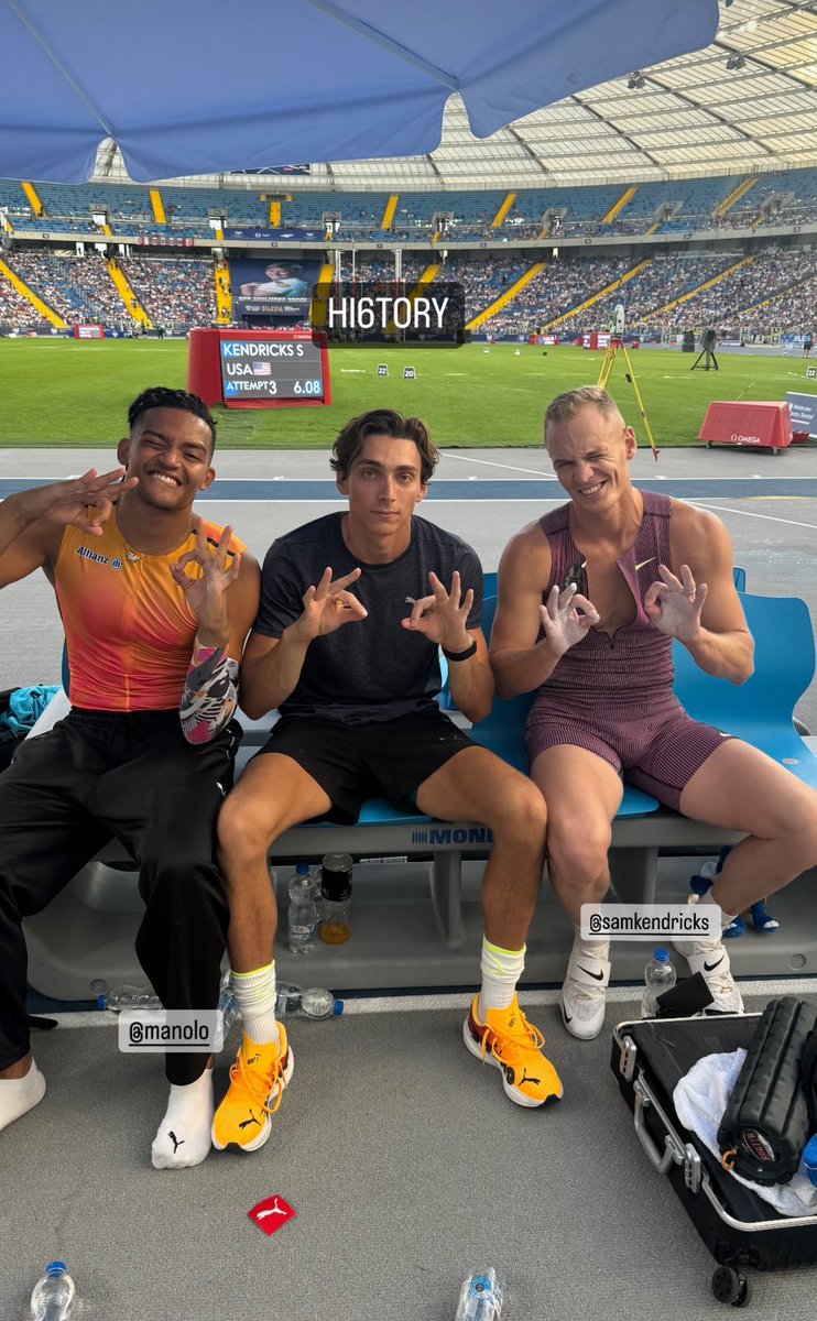 NelsonCarterJr's tweet photo. C’est une première trois hommes à 6m dans un même concours du saut à la perche ! 
#SilesiaDL #Athlétisme https://t.co/nOErDBsgbf