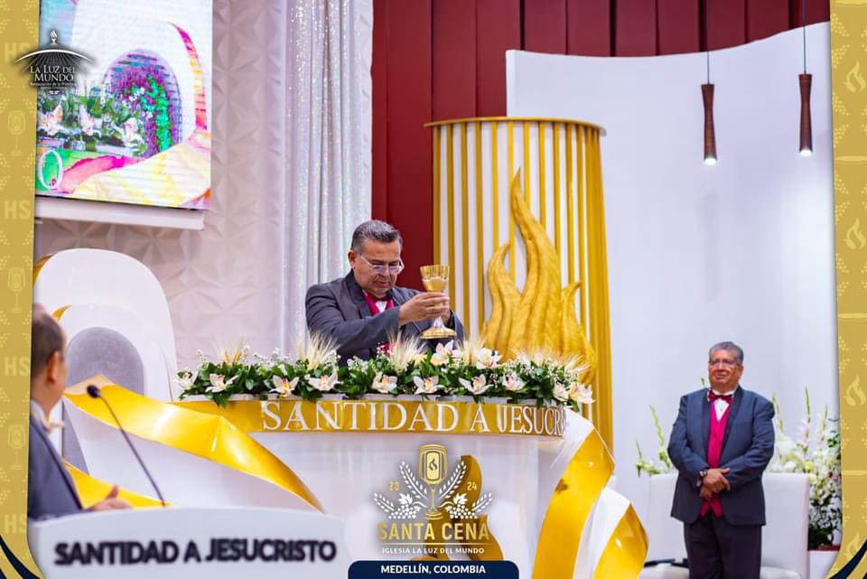 HolySupperTLOTW's tweet photo. Thousands Gather in the Beautiful Province to Celebrate the Holy Supper

On August 14 The Light of the World in Bello experienced a day of faith and unity with the celebration of the Holy Supper. https://t.co/ngiS1fyKsD