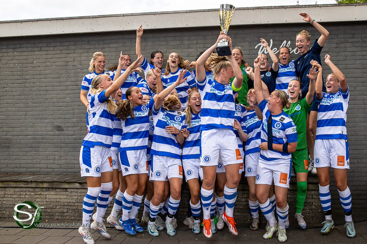 De Graafschap VR1 wint het ING Vrouwen beloften toernooi in Loil 
Foto’s: spelersfoto.nl
<a href="/DGvrouwen/">De Graafschap Vrouwen</a>  <a href="/Loilvoetbal/">SV Loil</a>