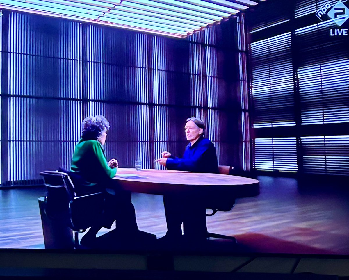 Ed Oomes tweet media