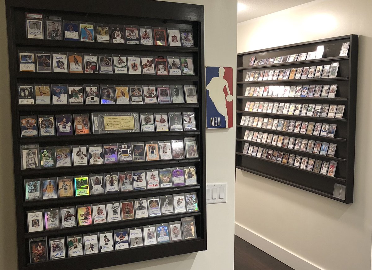 CapnAHemm's tweet photo. @JerryQuickel About 200 autos of the best basketball players ever. The only thing I’ve ever collected! https://t.co/rTWIBrFIUW