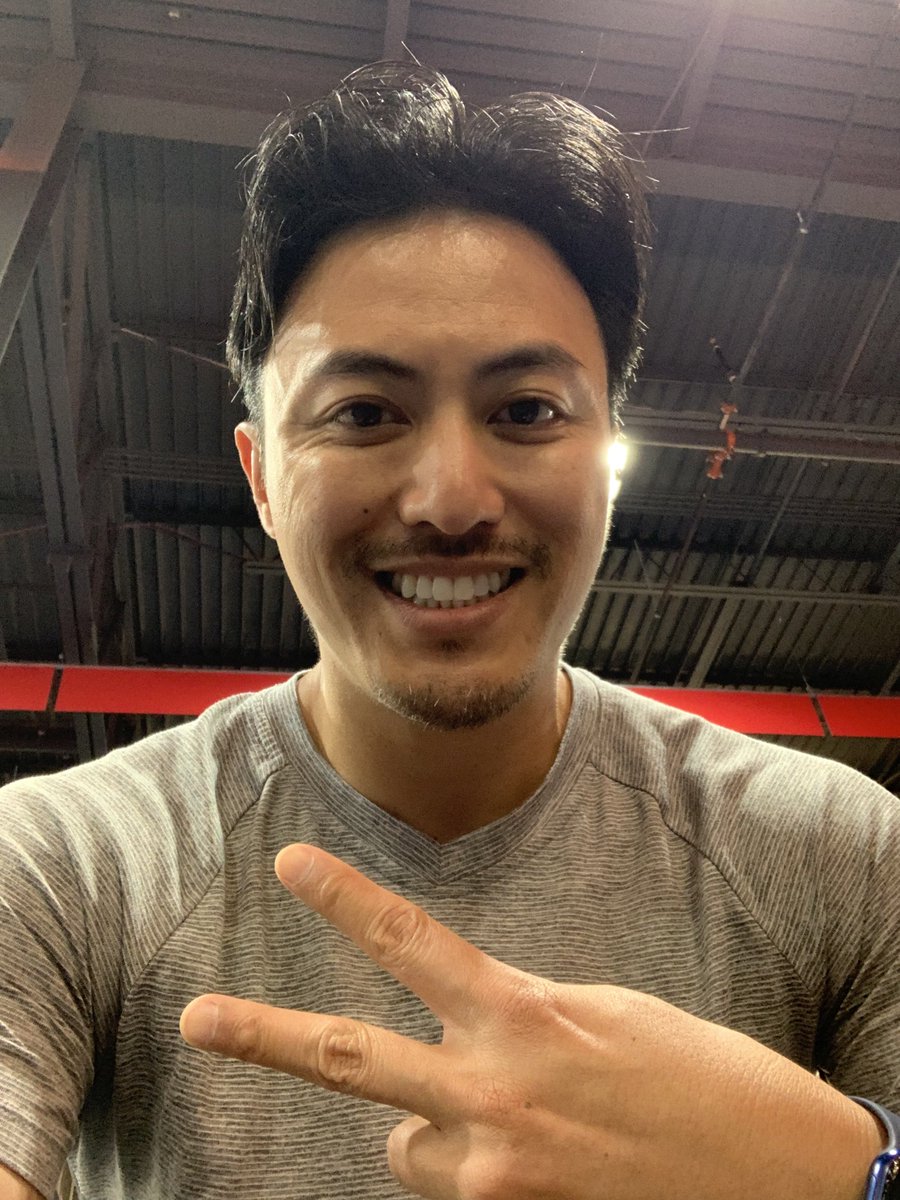 Robert_LeQuang's tweet photo. This is my Sunday fun day!
Much needed after all that dim sum I ate earlier. 😅

#Crunch #CrunchFitness #Fitness #Fit #Workout #Gym #Health https://t.co/hE1dwHUCnd