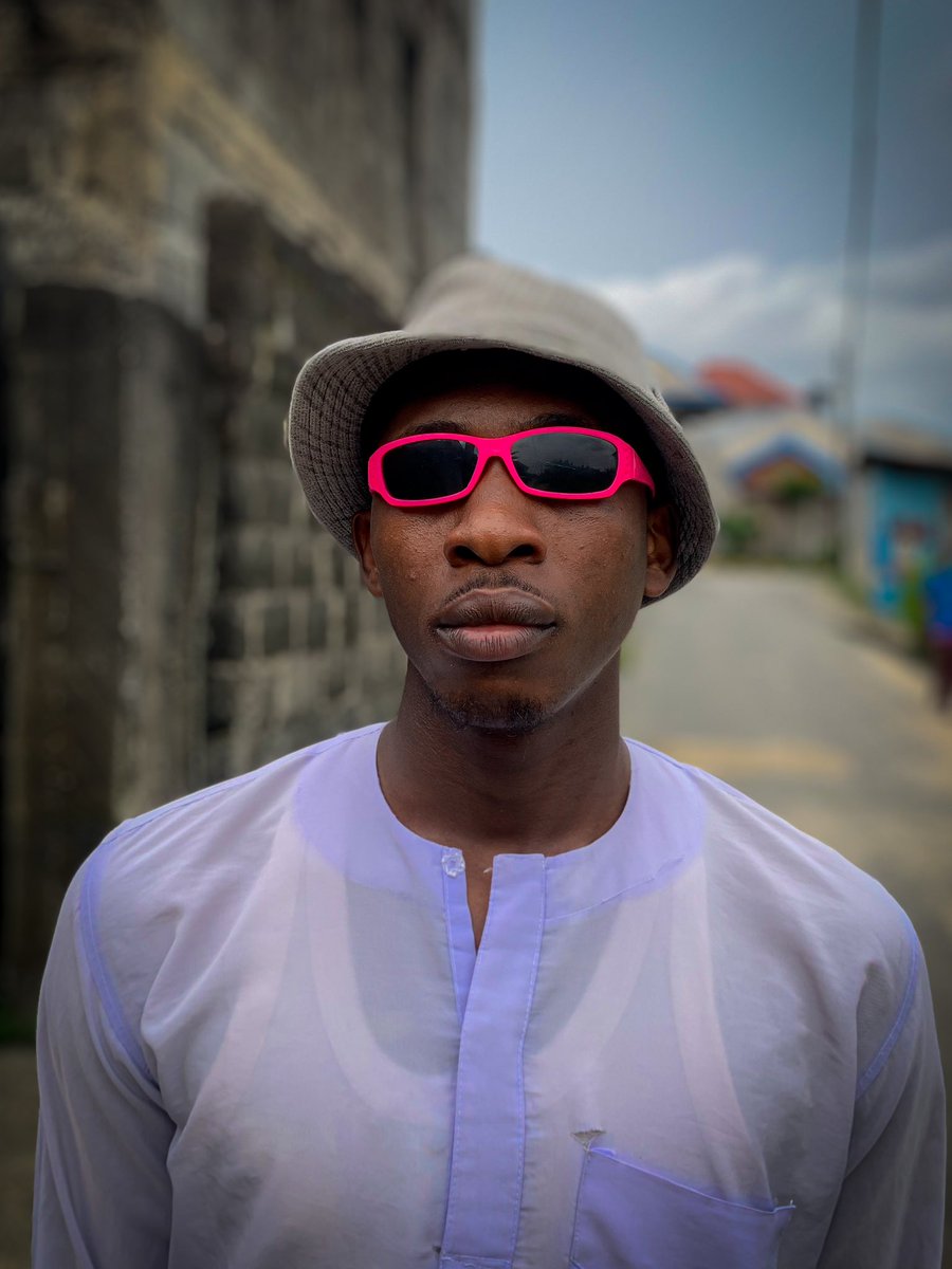 iam_ugbede1's tweet photo. It does not matter how slowly you go as long as you do not stop.
.
#daniphantomconcept #ugbede #CristianoRonaldo #BBNaija #BBNaijaS9 Osimhen Waist Cho Cho Cho $DIGS #RutoMustGo https://t.co/xSsUeveSfi
