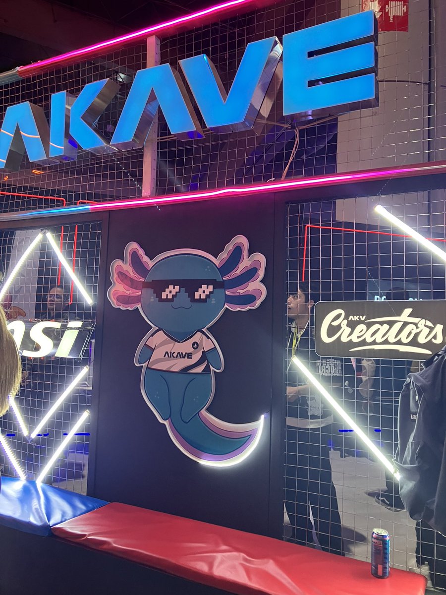 SkyYuGM's tweet photo. Puro akave en gamergy claro q si @AkaveEsports https://t.co/Sm68PUUT34