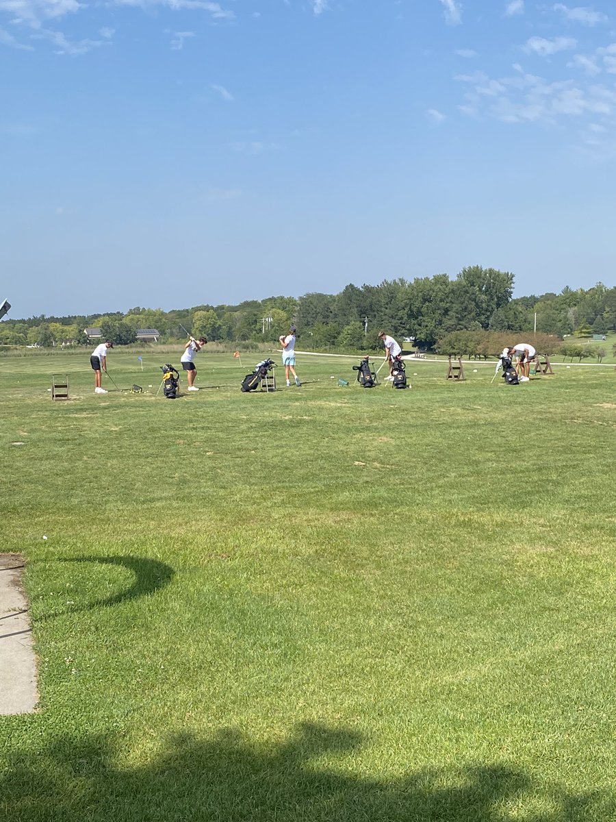 BettGolf's tweet photo. Team sang happy birthday to @BettBoosters president, then departed for Des Moines, got some practice in at Jester, &amp; preparing to destroy Jethro’s later tonight.  Johnston invite Monday at 9am
@BettAthletic https://t.co/N4Xirbf7bL