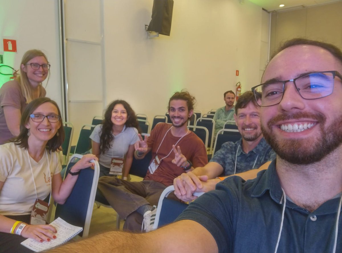 Eduardo Zanette (@edmizac) on Twitter photo Honored to participate on the #FSD2024 Symposion in Ilhéus, Brazil.
We organized a session on the relationship between movement and seed dispersal with <a href="/LaurenceCulot/">Laurence Culot</a> and <a href="/bufalo_felipe/">Felipe Bufalo</a>, <a href="/noellebeckman/">Dr. Noelle G. Beckman</a>, <a href="/NulisInVerba/">Juan Manuel Morales</a> and <a href="/AnaidCN/">Anaid Cárdenas-Navarrete</a>
It was an amazing experience. Thank you all! Honored to participate on the #FSD2024 Symposion in Ilhéus, Brazil.
We organized a session on the relationship between movement and seed dispersal with <a href="/LaurenceCulot/">Laurence Culot</a> and <a href="/bufalo_felipe/">Felipe Bufalo</a>, <a href="/noellebeckman/">Dr. Noelle G. Beckman</a>, <a href="/NulisInVerba/">Juan Manuel Morales</a> and <a href="/AnaidCN/">Anaid Cárdenas-Navarrete</a>
It was an amazing experience. Thank you all!