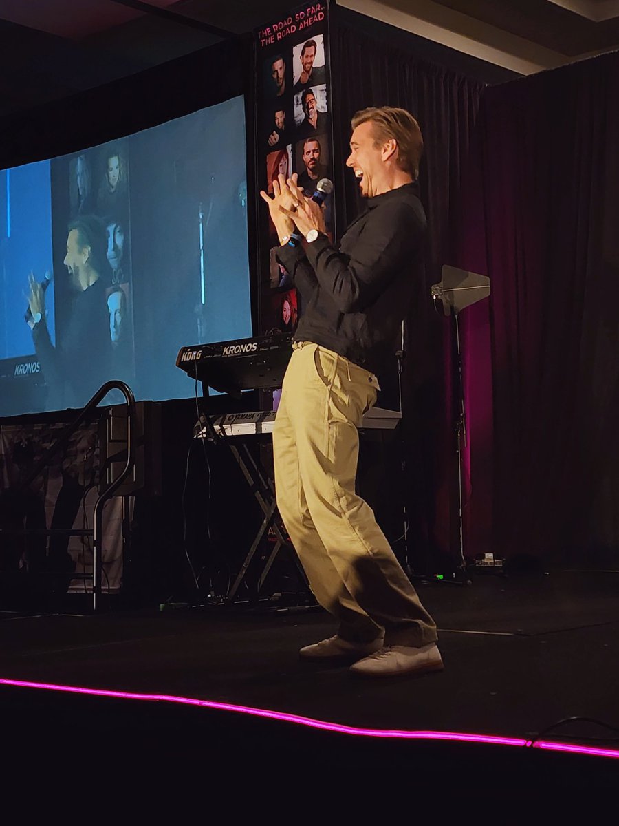 PreheatingProf's tweet image. He learned a new ASL sign today @MrJakeAbel 
#SPNIndy