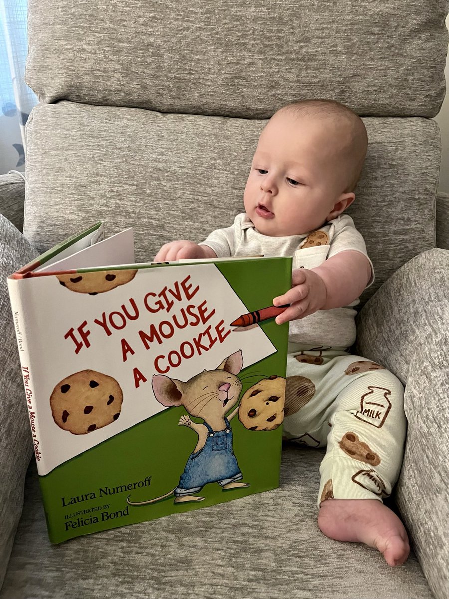 And just like that, it’s a school night for me and Henry 🍎🏫✏️📚