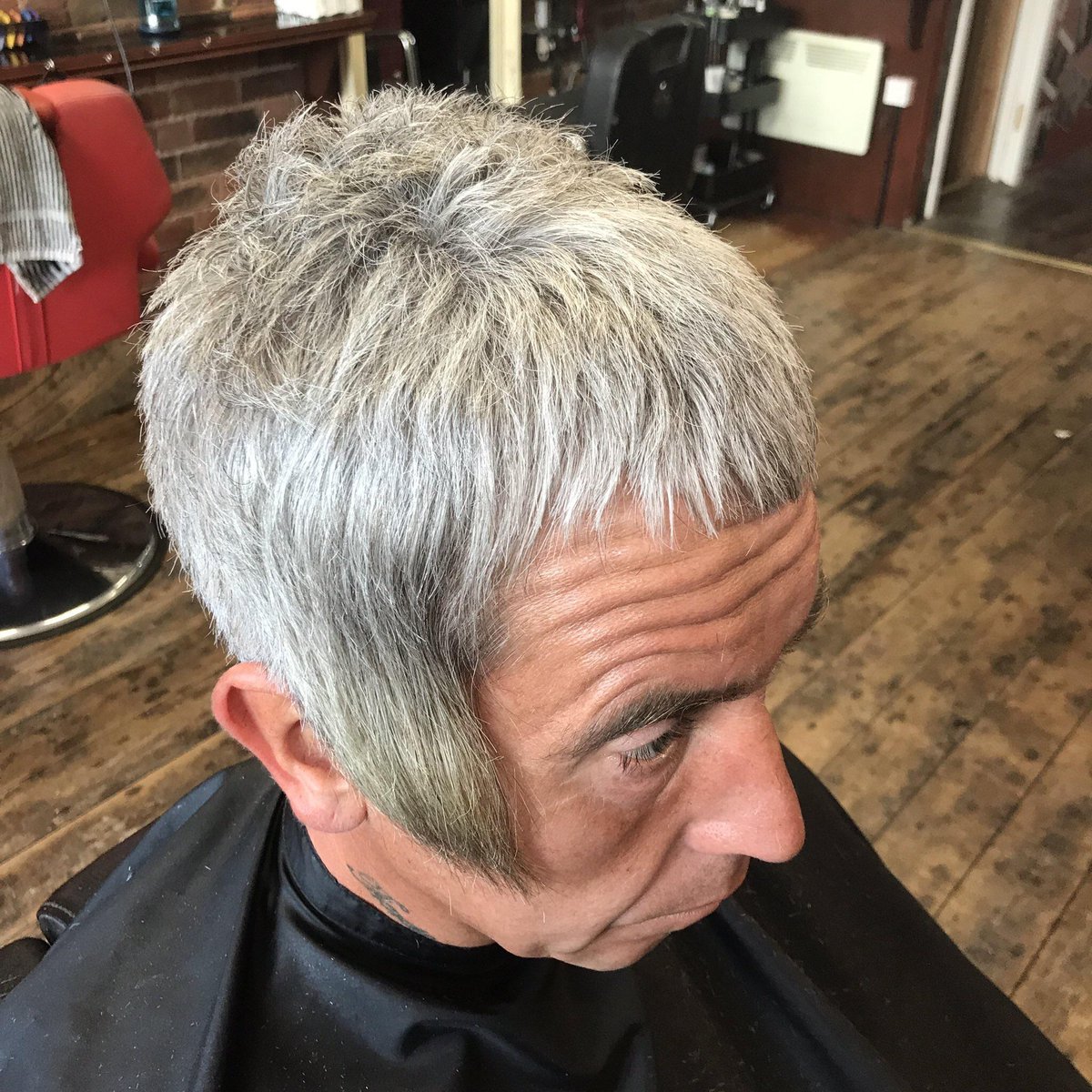 trustfilms's tweet photo. @fatladrunningco #wellend #paulweller https://t.co/nw4LTQgVzc
