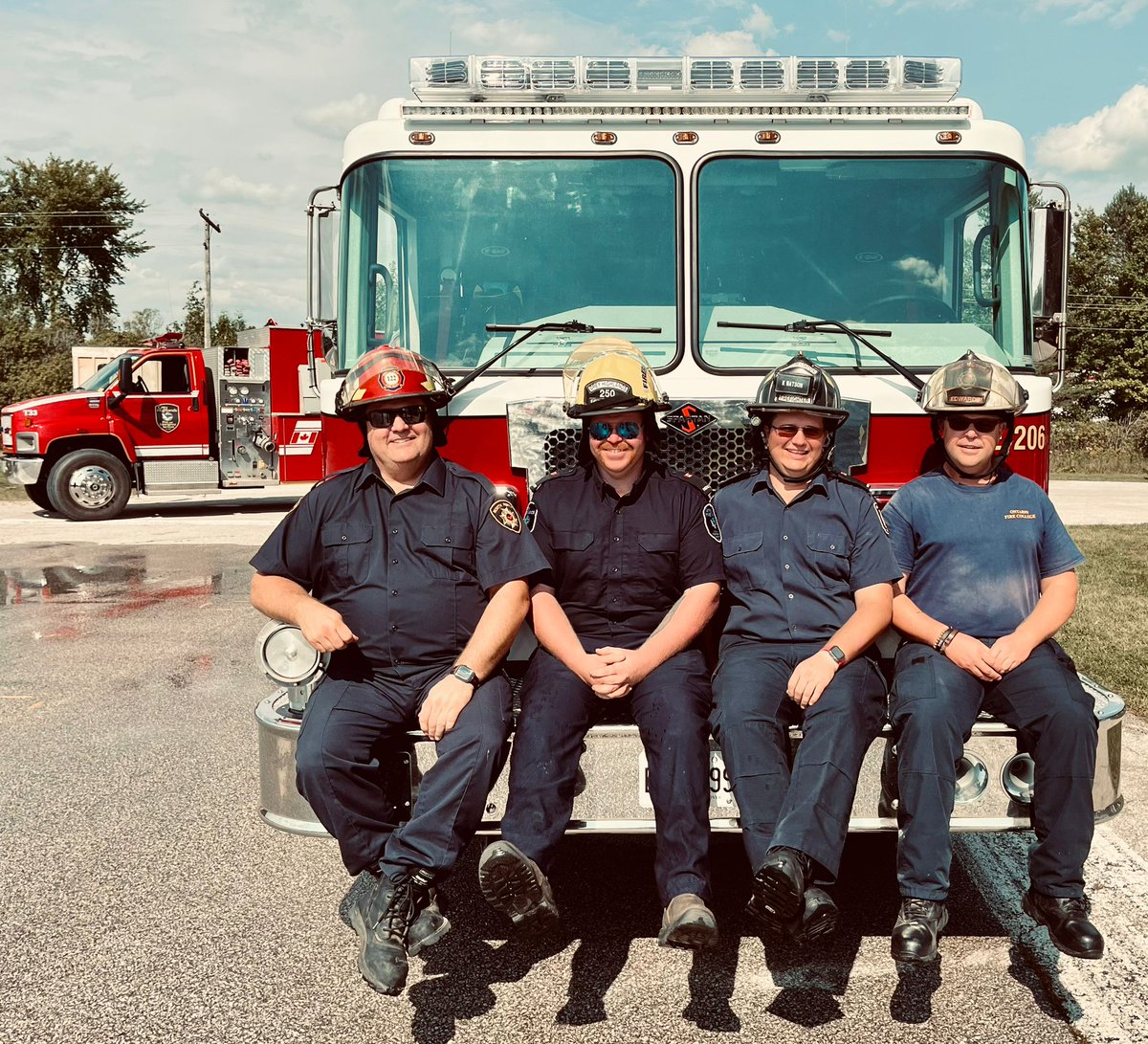 ChiefEddie815's tweet photo. That's a wrap on another successful @ONFireMarshal NFPA 1002 pump ops course @greycountyfire RTC.
Great group of students & adjunct instructors.
#adjunctinstructor #ofc #maketraininggreatagain https://t.co/ct156jBmUv
