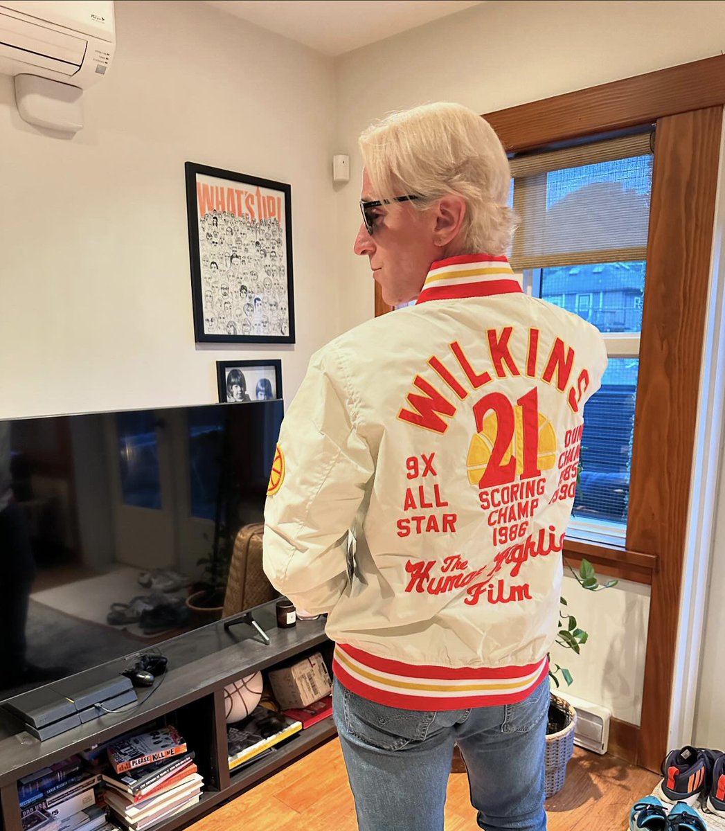 Adam Fink (@adrawk) on Twitter photo It’s the best when I wear my <a href="/DWilkins21/">Dominique Wilkins 🏀</a> jacket out because some random dude will come up to me and we read his stats and then high five each other. It’s the best when I wear my <a href="/DWilkins21/">Dominique Wilkins 🏀</a> jacket out because some random dude will come up to me and we read his stats and then high five each other.