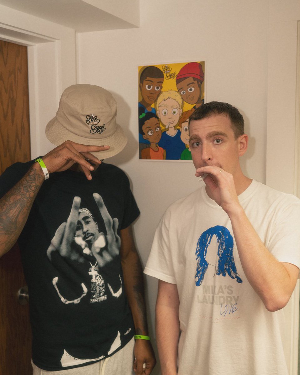 Life in the Cyph “the goods” drop 1

Available now!

lifeinthecyph.com/merch/