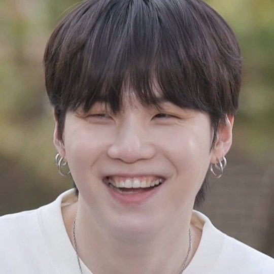 Iranian_protect's tweet photo. ارمی برای یونگی ریپ و ریت کنید‼️

YOU DID NOT DISAPPOINT US YOONGI
WE LOVE YOU YOONGI
WE TRUST YOU YOONGI
FUTURES GONNA BE OKEY
#ARMYStandsWithSuga
#ARMYFOREVERBANGTANFOREVER https://t.co/ILtKdl4gWu