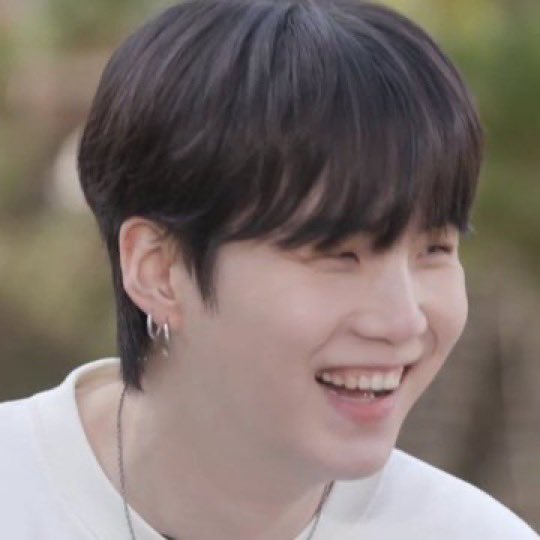 Iranian_protect's tweet photo. ارمی برای یونگی ریپ و ریت کنید‼️

YOU DID NOT DISAPPOINT US YOONGI
WE LOVE YOU YOONGI
WE TRUST YOU YOONGI
FUTURES GONNA BE OKEY
#ARMYStandsWithSuga
#ARMYFOREVERBANGTANFOREVER https://t.co/ILtKdl4gWu