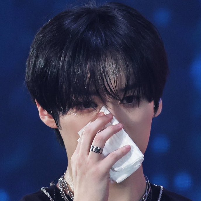 urfavhanner's tweet photo. NOOOOOOOOO MY BABY HE CRIED?? 😭😭😭😭😭😭😭😭😭😭😭😭😭😭😭😭😭😭😭😭😭😭😭😭😭😭😭😭😭😭😭 https://t.co/MG1NqoQt95